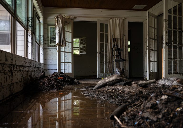 Texas Flood Donations Are Becoming a Culture-War Casualty