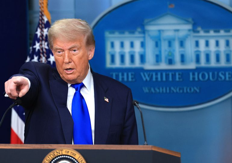 Judge Blocks Trump’s Birthright Citizenship Order Nationwide, Reigniting Legal Fight