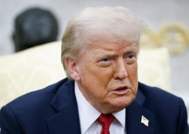 Trump Threatens Tariffs on Russia in Ultimatum to Putin Over Ukraine Peace Deal