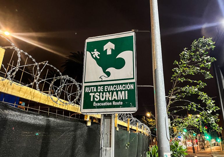 How to Stay Safe During a Tsunami