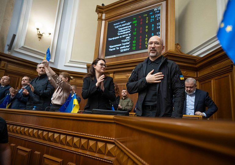 Ukraine Appoints New Government, Races to Boost Arms Production