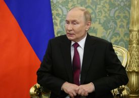 Russia ‘snubs’ Trump’s three-way peace summit plan and appears determined to freeze Ukraine out of discussions