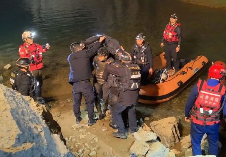 Diver rescued after surviving for 5 DAYS in underwater cave.. and had incredible first request after being saved