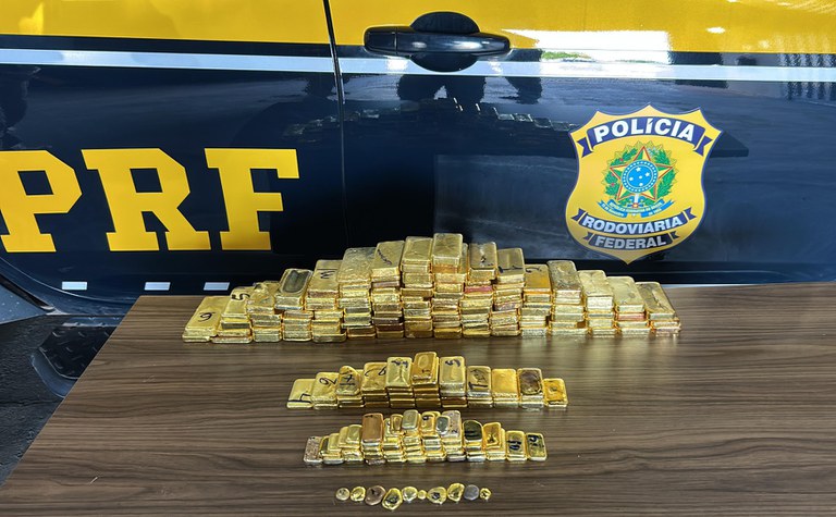 ‘Brazil’s largest gold seizure ever’ made in glam influencer’s car as cops find £8.2m of bars ‘hidden in dashboard’