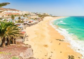 Brit girl, 5, dies after being pulled from Canary Islands swimming pool in family holiday tragedy