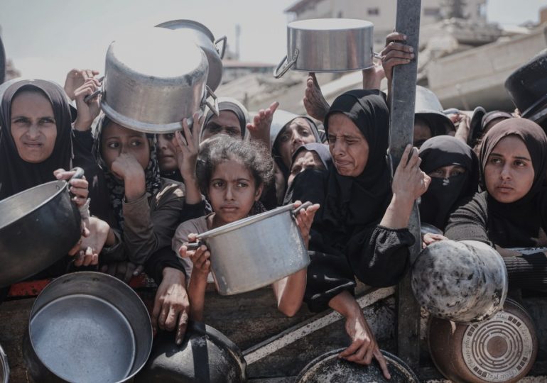 ‘Hundreds of sick children to be evacuated from Gaza for NHS treatment in UK’