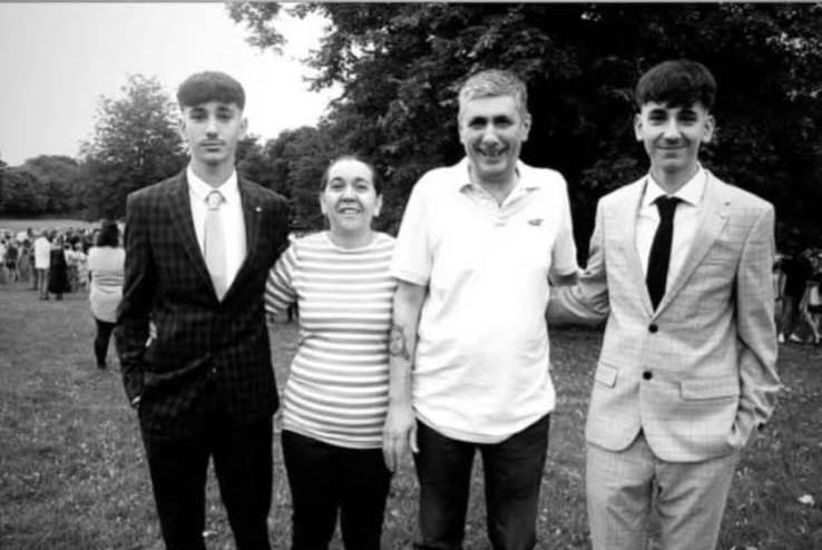 Club pays tribute to UK footballer twins, 20, killed along with mum, dad & 2 others in horror Portugal head on crash