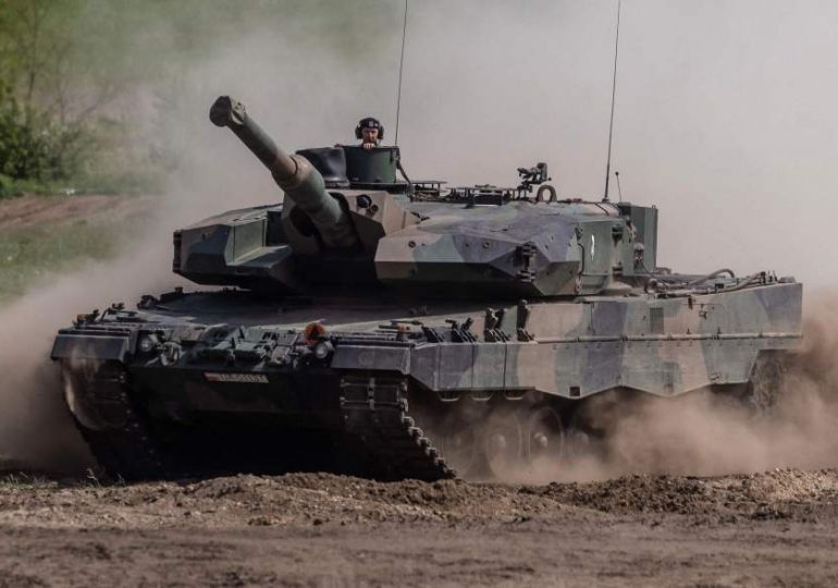 Poland seals eastern border & deploys 40,000 troops as Putin and dictator pal begin war games on West’s doorstep