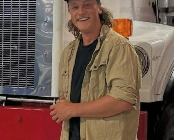 Tragedy as Brit, 26, among two killed in horror car crash after ‘swerving to avoid kangaroo’ on remote Australian island