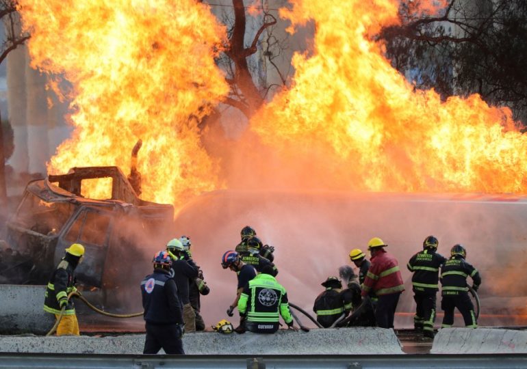 Terrifying moment crowds run for their lives as gas tanker EXPLODES leaving at least three dead in Mexico 