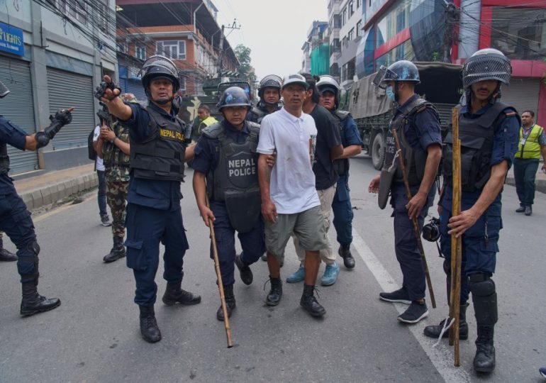 Looters storm billionaire’s mansion & more than 13,500 prisoners sprung from jails in Nepal as Gen Z rioters run rampant