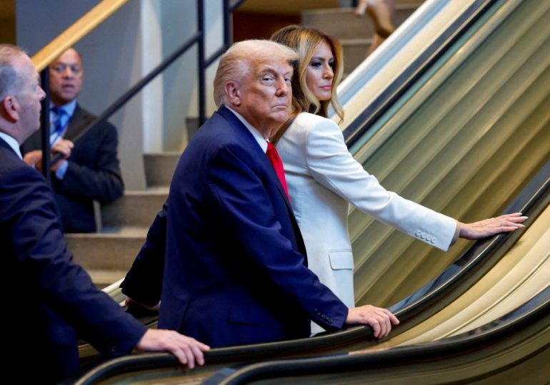 Secret Service probes Trump’s broken escalator after UN staff ‘joked about making Don walk up stairs’ before his speech