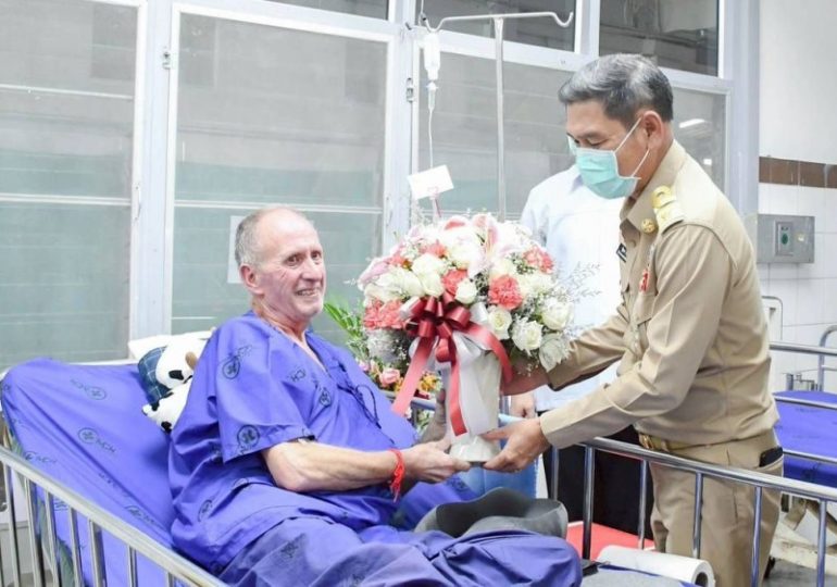 Hero Brit diver branded ‘paedo’ by Elon Musk during cave rescue of Thai schoolboys 7yrs ago fights for life in hospital