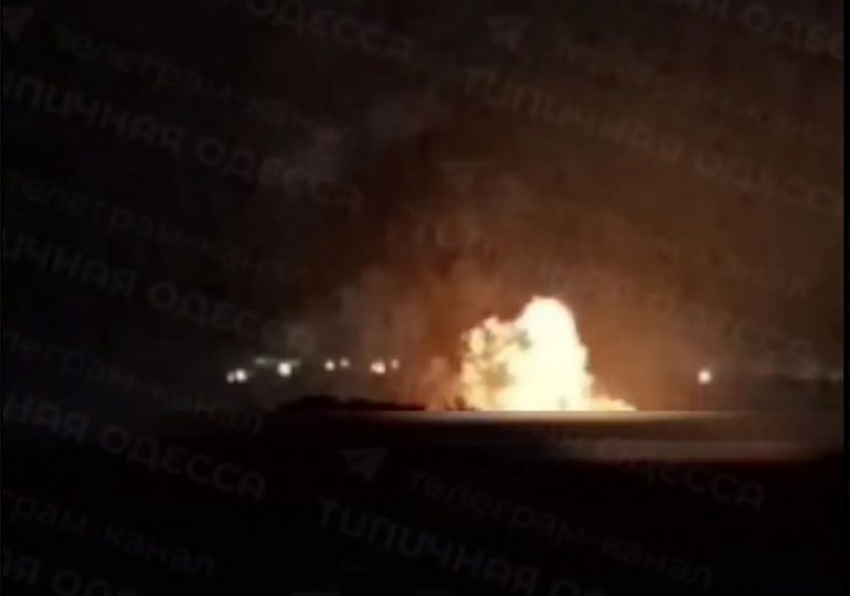 Horror moment enormous blasts light up night sky as Putin’s suicide drones slam Ukraine port ‘bringing in Western ammo’