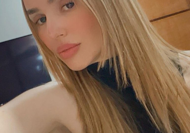 Influencer and daughter found dead in apartment after horror odour was smelled by neighbours as cops probe mystery