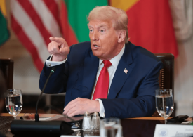 Trump threatens Hamas ‘all bets are off’ unless his Gaza peace plan & hostage deal is agreed as deadline approaches