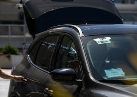 Male Drivers Sue Uber and Lyft For Sex Discrimination Over Women-Only Ride-Hailing Feature