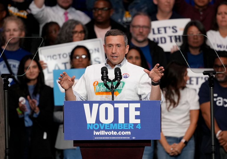 Exclusive: How Democrats Plan to Capitalize on Tuesday’s ‘Blue Sweep’ in the Midterms