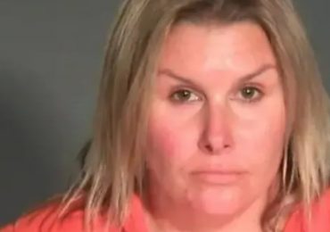 Teaching assistant, 41, ‘had sex with teen boy after she started flirting with when he was 12 & sending him nude pics’