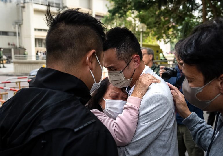 Total darkness & choking smoke… Hong Kong skyscraper blaze survivors reveal desperate escape from inferno that killed 65