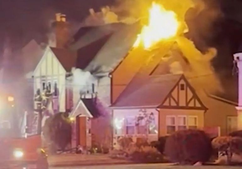 Tragedy as two sisters die saving disabled dad from horror house fire on Thanksgiving as devastated family pay tribute