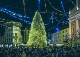 The country where every worker will receive tax-free £560 bonus for Christmas by law dubbed ‘14th-month pay’