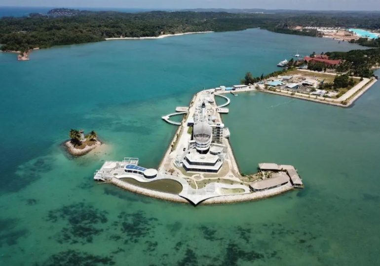 World’s oldest ocean liner once left rusting & abandoned now turned into lavish £13million beachfront hotel