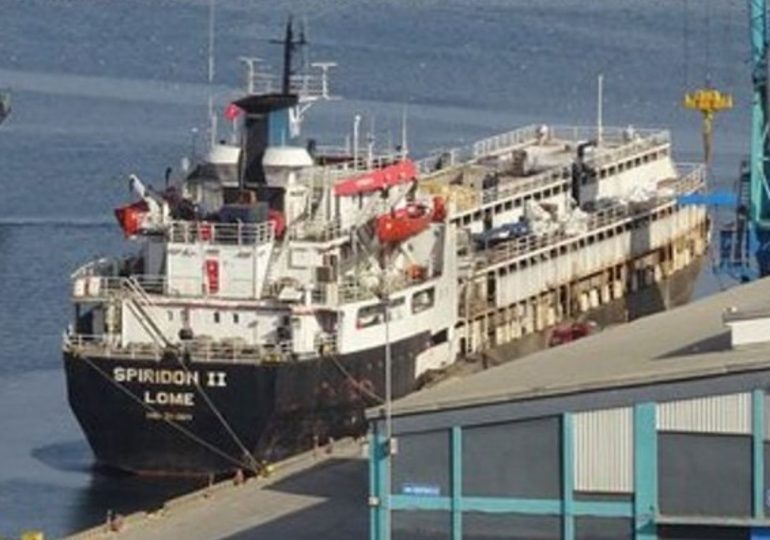 3,000 cows trapped at sea for 58 DAYS on stinking, corpse-filled & fly-infested ship that can’t dock due to RED TAPE