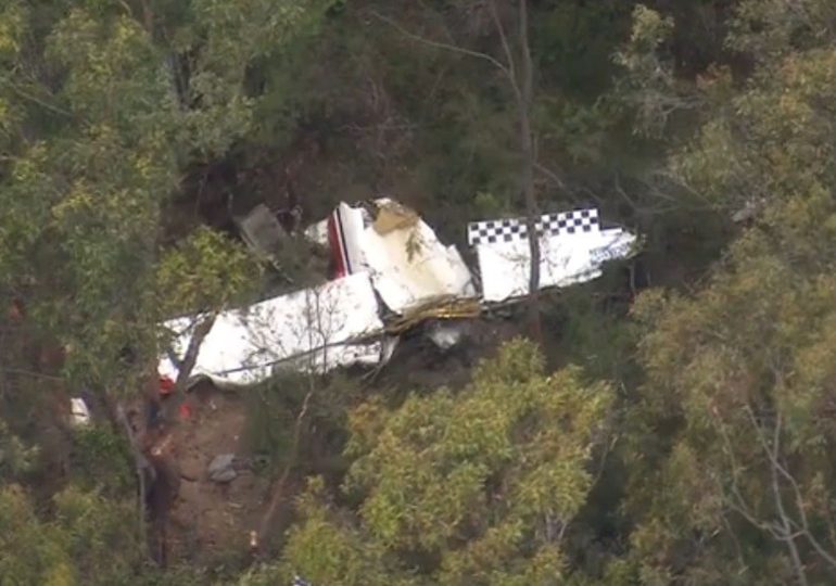 Pilot killed as two planes crash mid-air minutes before landing after ‘formation flight’ with four aircraft