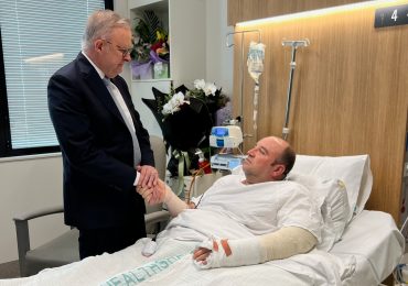 Bondi Beach Hero Receives $1.6 Million in Donations From Well-Wishers