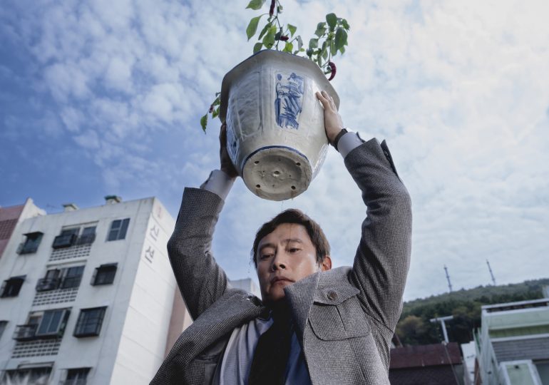 No Other Choice Fails to Capture the Downsides of Downsizing