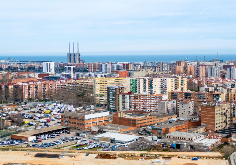 Brit ‘paedophile’ arrested for ‘trying to snatch boy, 2, from park – after toddler’s hero brother, 12, fought him off’