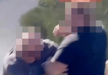 Dramatic moment Brit tourist turns Tenerife road into a boxing ring as brutal street brawl brings traffic to standstill