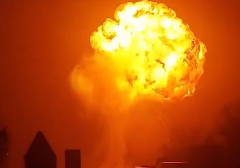 Horrifying moment huge gas tanker EXPLODES sending massive fireball blasting into the sky on busy road