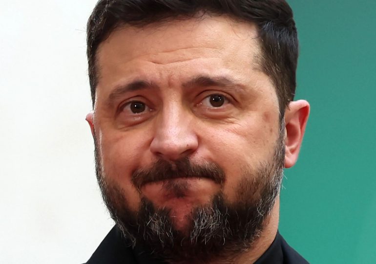 Zelensky says Ukraine could hold referendum on giving up territory to Putin in potential bombshell peace concession