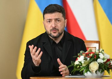 Hopes for Christmas peace breakthrough in Ukraine as Zelensky offers DMZ in wartorn east in possible deal with Putin