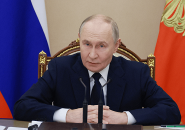 Ukraine denies launching huge blitz on Putin’s personal palace days after Zelensky’s Xmas message wishing Vlad was dead