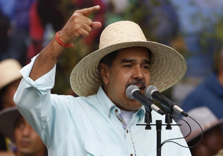 Venezuela hits back after Trump orders blockade of ALL sanctioned oil tankers and warns ‘it will only get bigger’