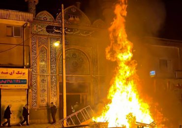 Trump says Iran is close to ‘red line’ as protesters’ bodies pile up… but crumbling regime claims all is ‘under control’