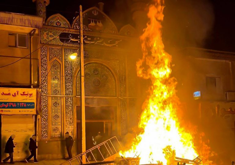 Trump says Iran is close to ‘red line’ as protesters’ bodies pile up… but crumbling regime claims all is ‘under control’