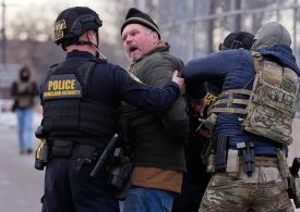 Pentagon Reportedly Puts 1,500 Troops On Standby For Possible Minnesota Deployment