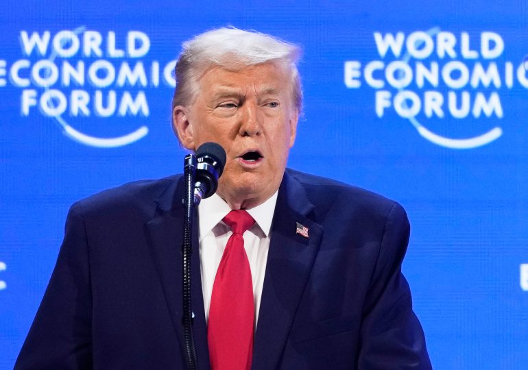 Trump Says He Will Not Use Force to Acquire Greenland