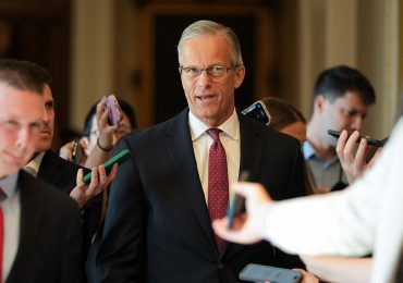 Senate Leaders Tiptoe Toward Partial Government Shutdown Over ICE Backlash