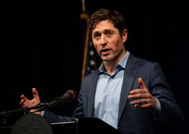 Trump Accuses Minneapolis Mayor of ‘Very Serious Violation of the Law’ Over Immigration Enforcement