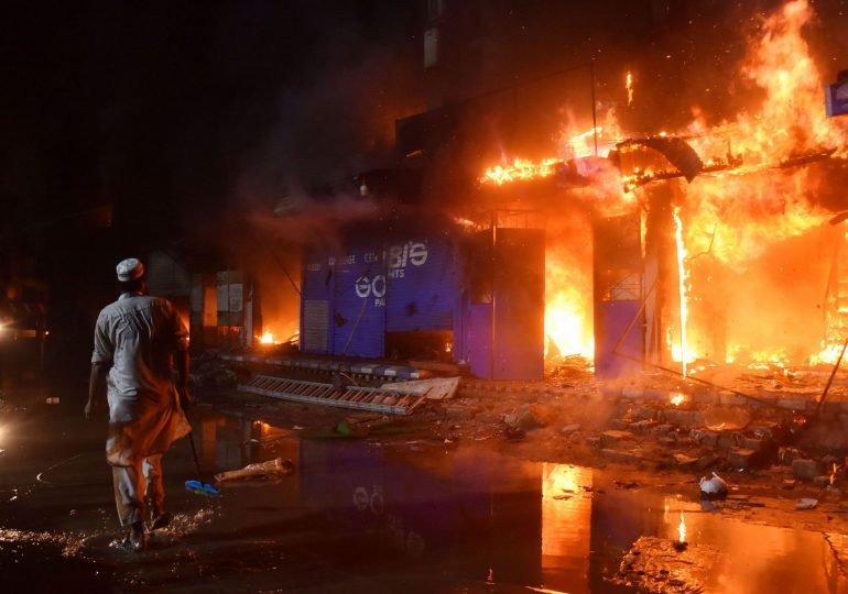 Horror fire rips through shopping mall leaving at least 6 dead and 11 injured as cops declare ‘mass disaster protocol’