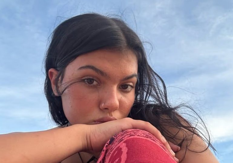 Pack of dingoes to be PUT DOWN over ‘aggressive behaviour’ after death of teen, 19, on tourist island