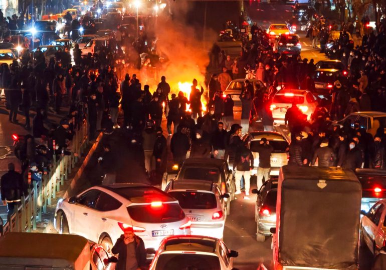 Nuclear strikes, hacks & psychological warfare – Trump briefed on Iran attack plans as Russia holds urgent Tehran talks