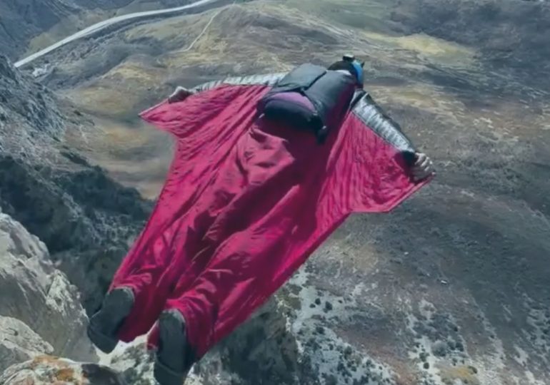 Famous wingsuit pilot killed after diving off iconic 1,000ft mountain and slamming into rocks next to horrified family