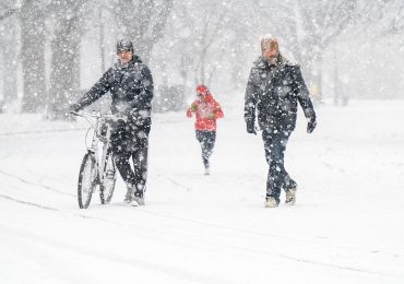 How To Stay Safe and Warm In Extreme Cold Weather