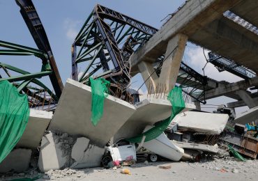 Two dead in ANOTHER construction crane collapse in Thailand – just a day after train crash disaster killed 29